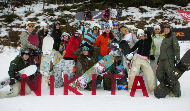 Nikita snowboard camp