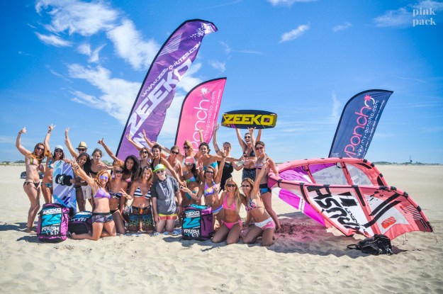 week end pink pack kite