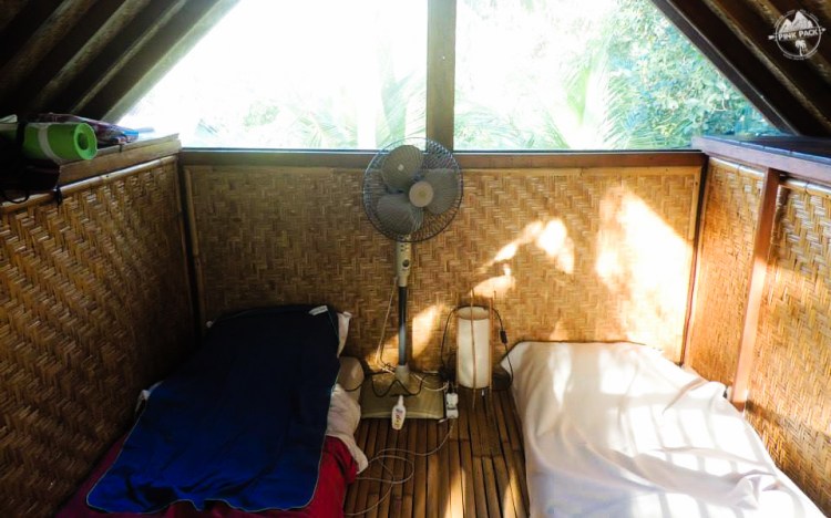 bali-yoga-teaching-laurie-pink-pack-7