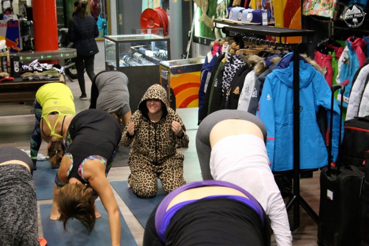 pink-pack-bazar-session-montpellier-layla-yoga-19
