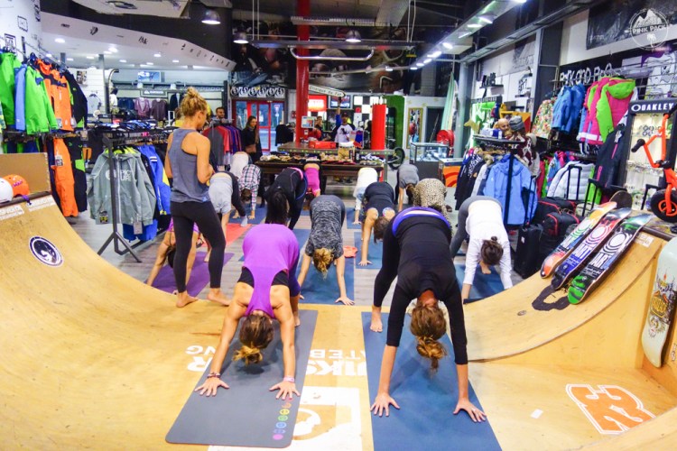 pink-pack-bazar-session-montpellier-layla-yoga-22